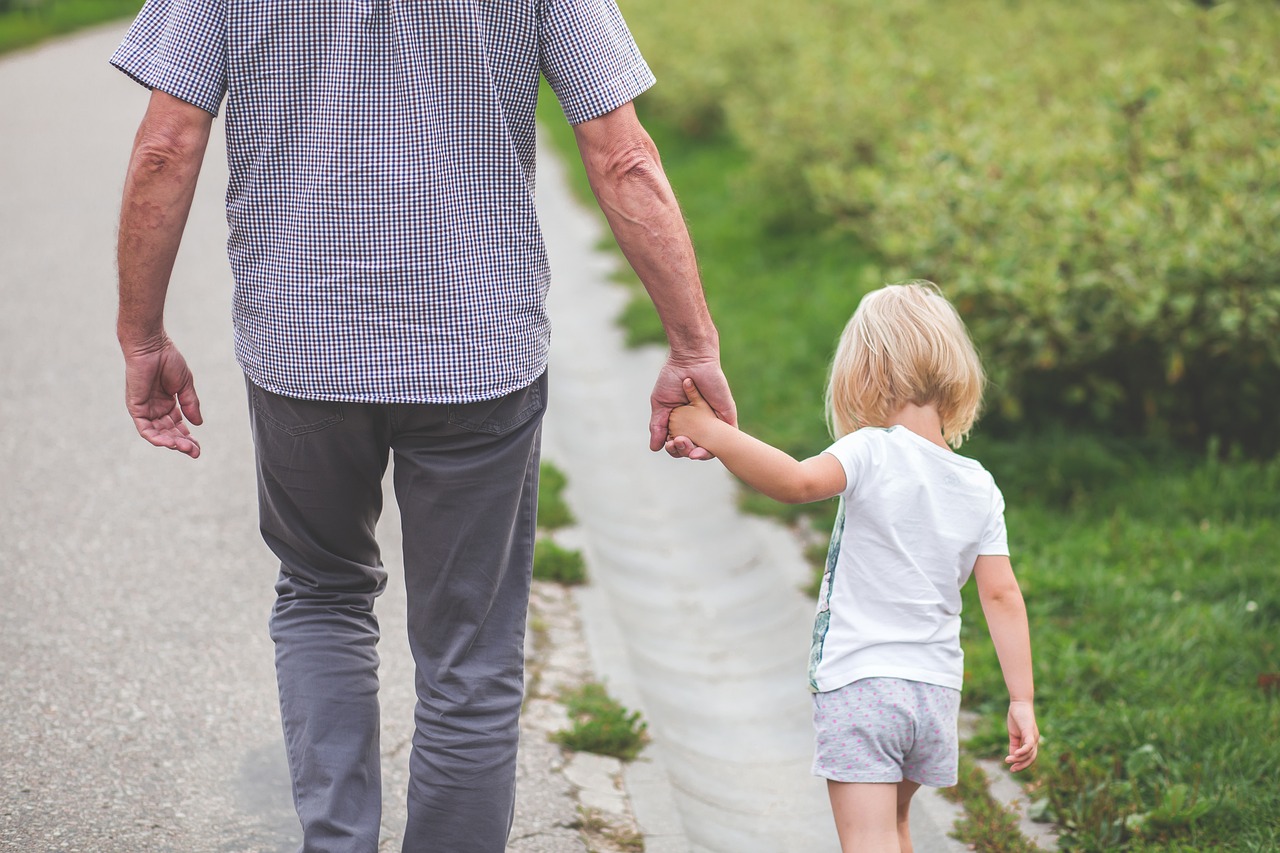 子どもと一緒に家計見直しをするためのポイントは？